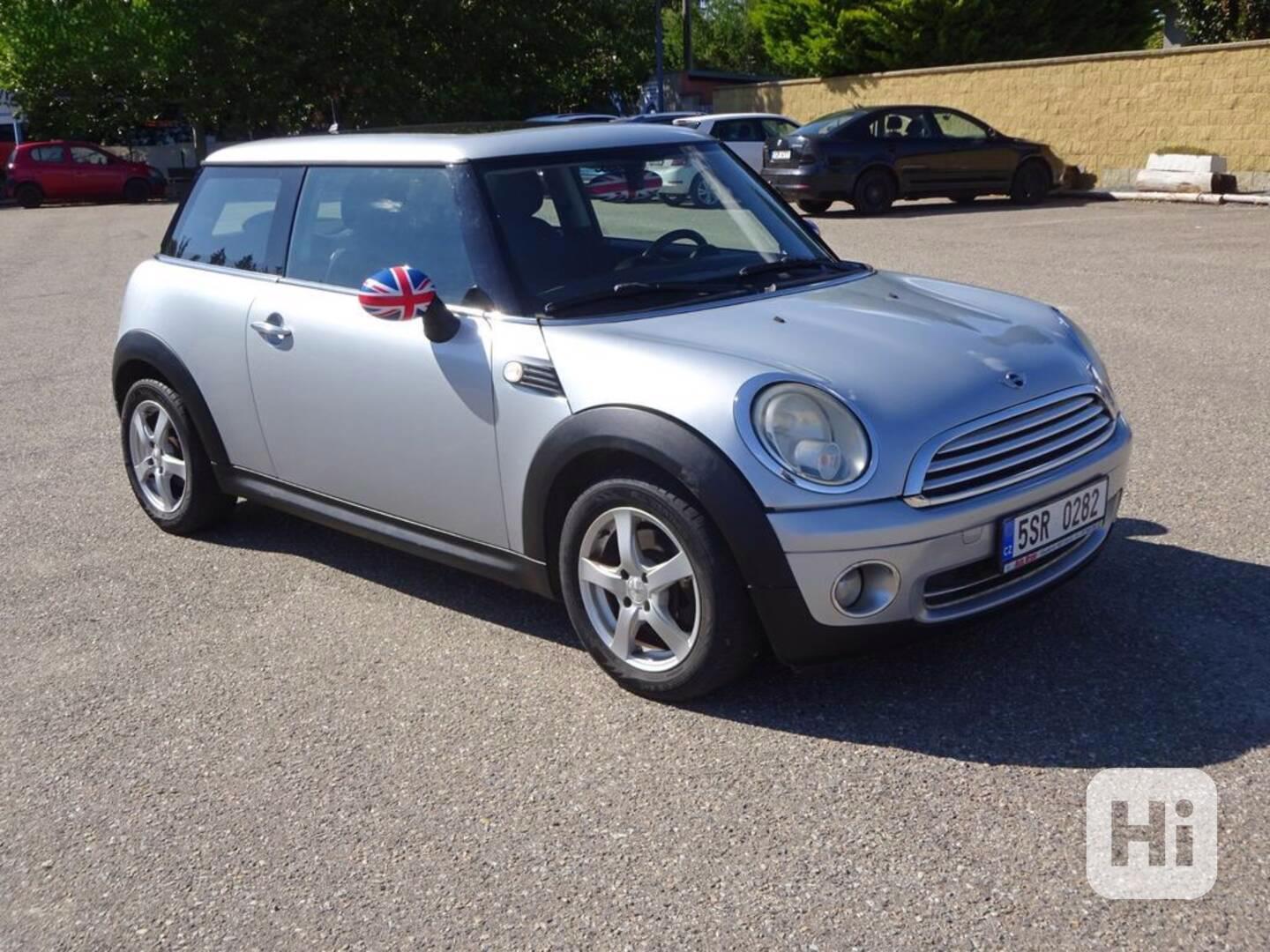 Mini Cooper 1.4i r.v.2007 (70 kw) - foto 1