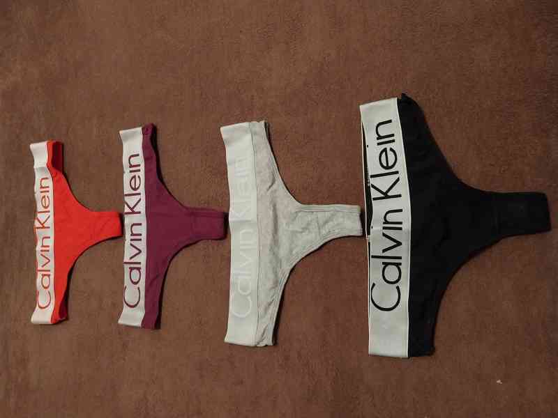 Calvin Klein tanga dámská, SADA 4 ks - foto 3