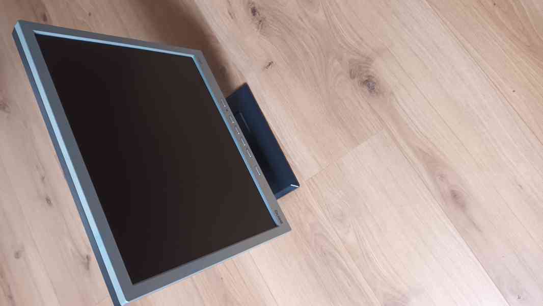 LCD monitor BENQ FP931 - foto 6