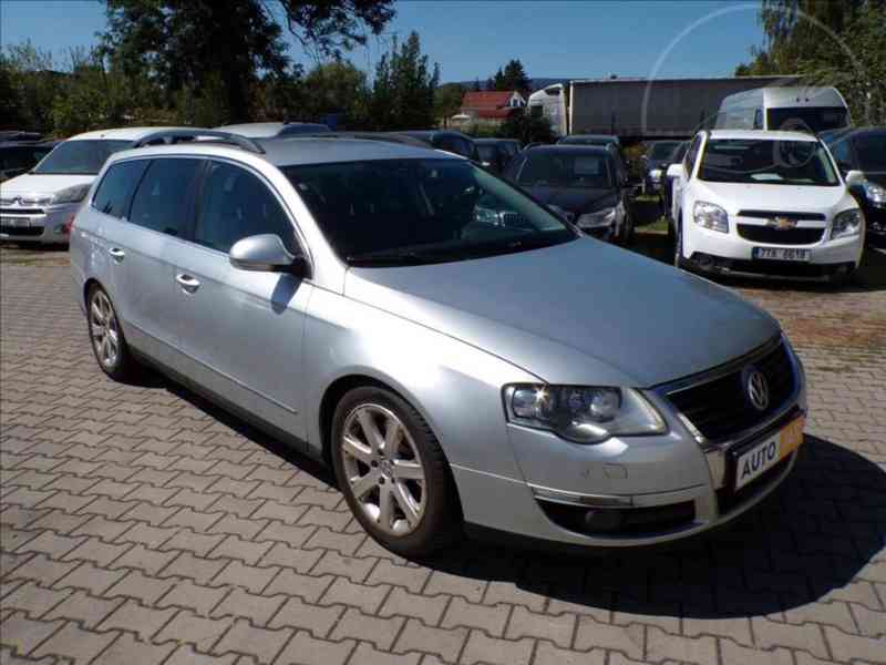 Volkswagen Passat 2,0 TDI 125kW AUTOMAT,XENON,TAŽ.ZAŘ. - foto 1