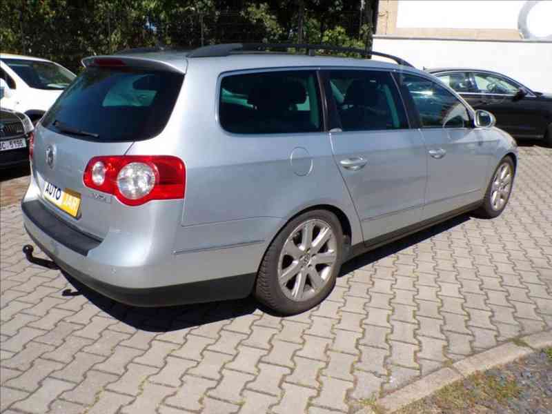 Volkswagen Passat 2,0 TDI 125kW AUTOMAT,XENON,TAŽ.ZAŘ. - foto 3
