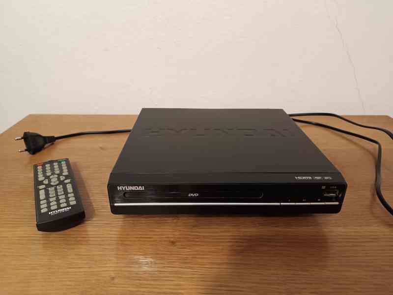130x DVD + zdarma DVD přehrávač HYUNDAI - foto 11