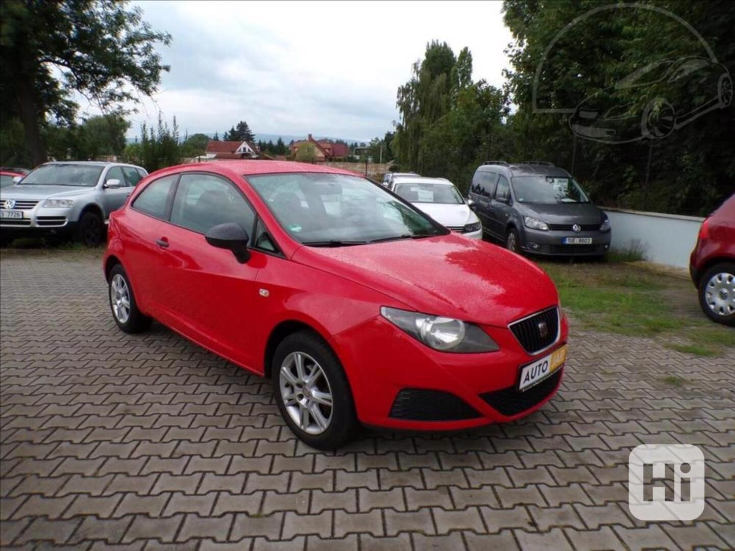 Seat Ibiza 1,2 i-HNED ODJÍŽDÍTE - foto 1