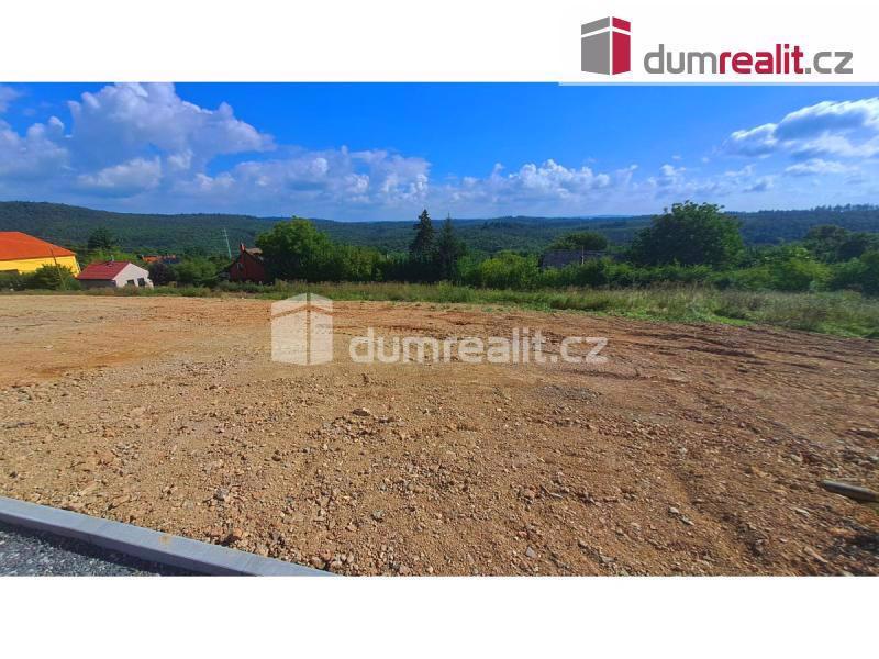 Prodej zasíťovaného stavebního pozemku s vydaným stavebním povolením na nízkoenergetický dům, 1142 m2, Černolice - foto 7