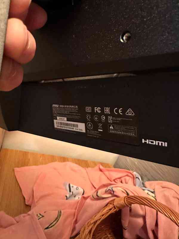 MSI OPTIX G24 Series - foto 2