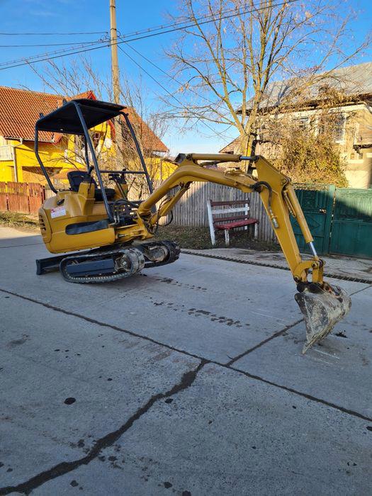 Minibagr Komatsu PC15R-8, 11,4 kW - foto 1
