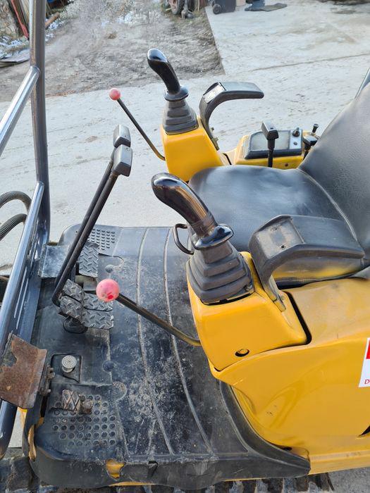 Minibagr Komatsu PC15R-8, 11,4 kW - foto 4