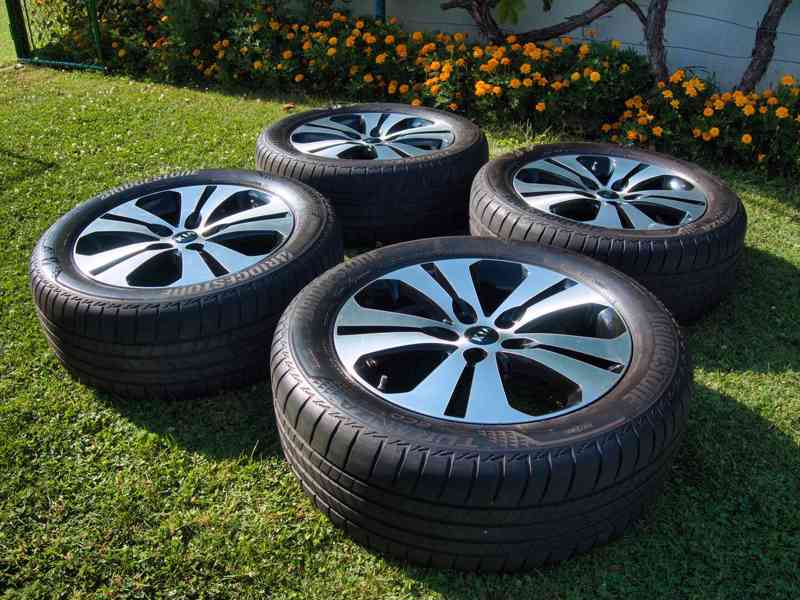 Litá kola 18" KIA Sportage - Bridgestone 235/55R18 - foto 2