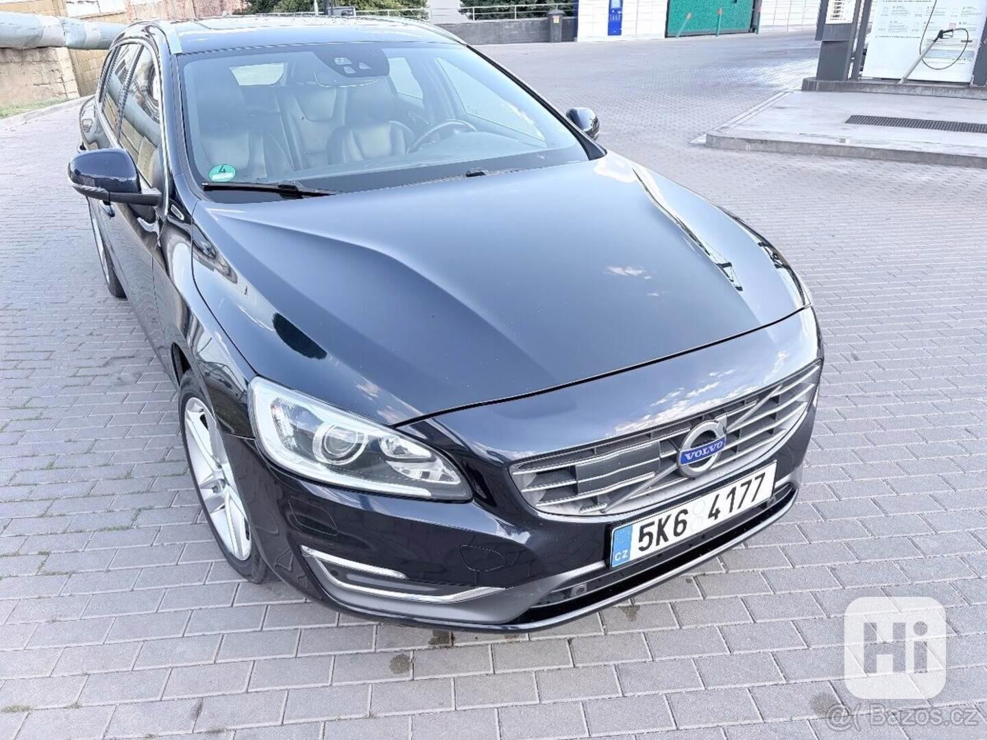 Volvo V60 2,4   D6 Plug-in Hybrid - foto 1