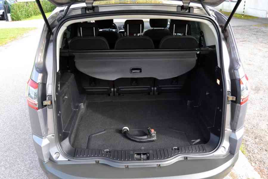 Ford S-Max 2.0 TDCI 103kW Titanium - foto 11