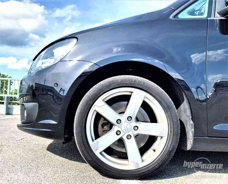 VW Touran III B7 2.0TDi, Navi, Ponorama, Xenony, 2012 - foto 20