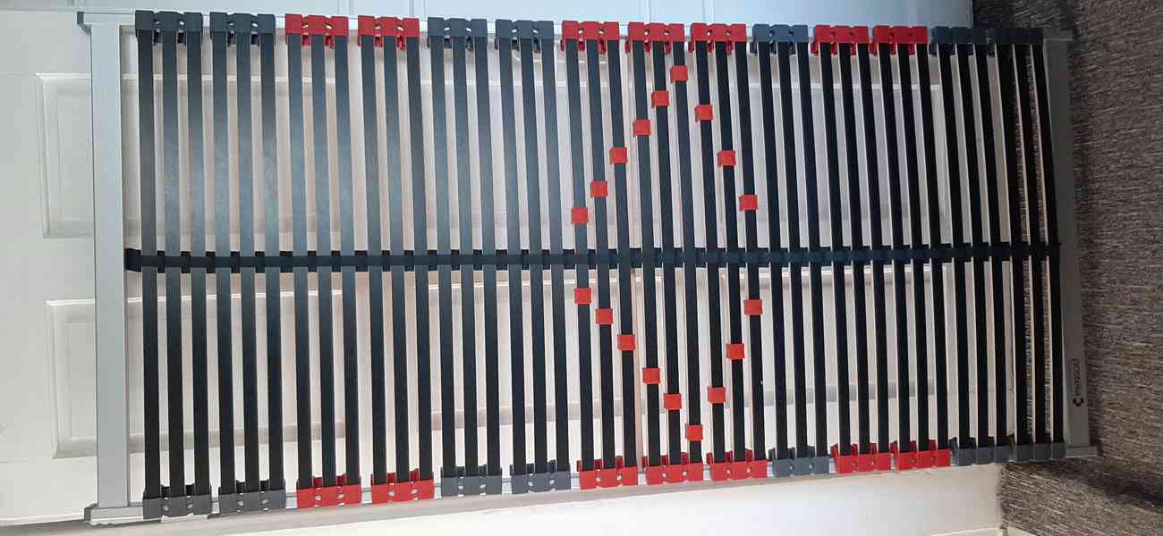 Buková postel s roštem  - foto 7