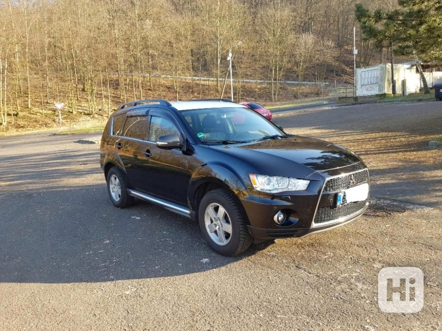 Mitsubishi outlander 2.2 di-d 4X4  - foto 1