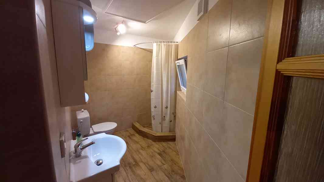Prodám byt/rodinný domek v Dubé u Máchova jezera - foto 7