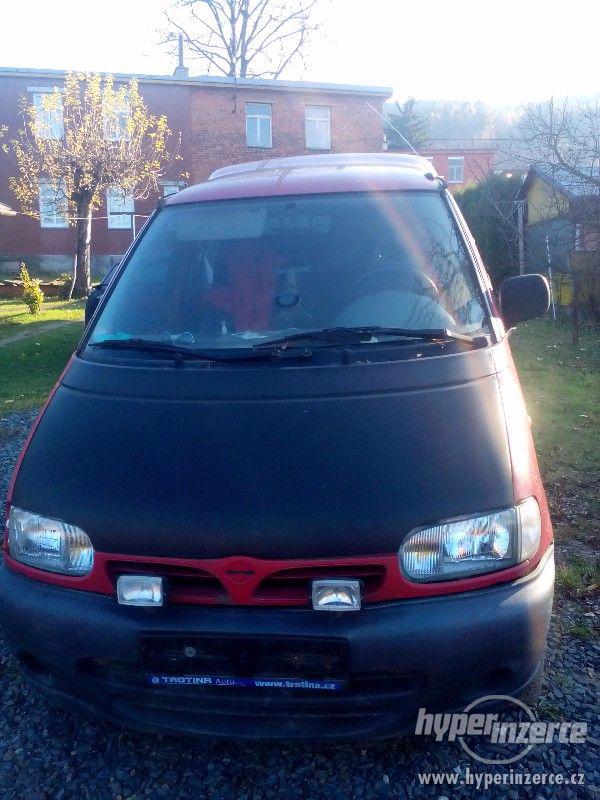Nissan Vanette Cargo 2,3 D combi - 8 - foto 1