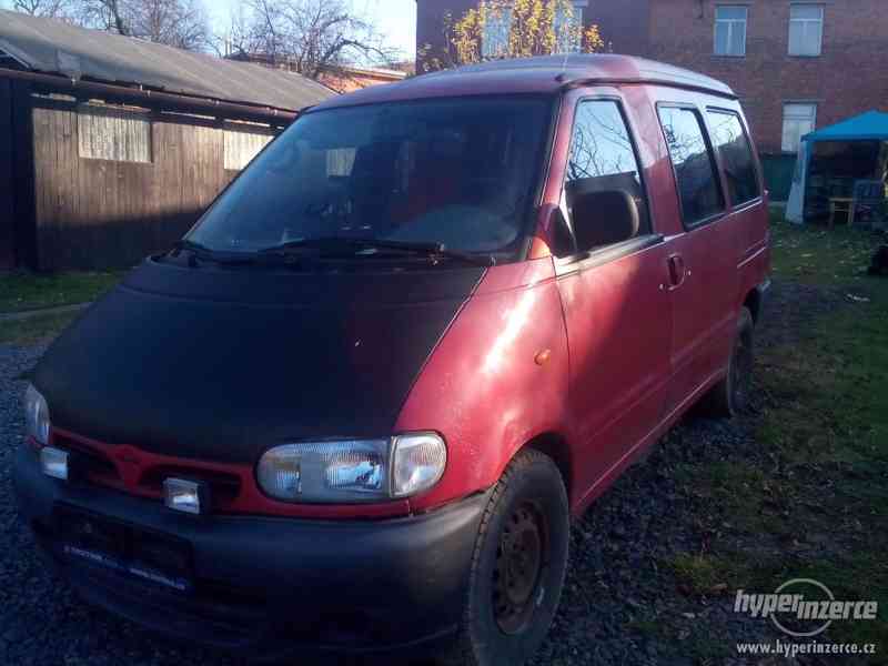 Nissan Vanette Cargo 2,3 D combi - 8 - foto 2
