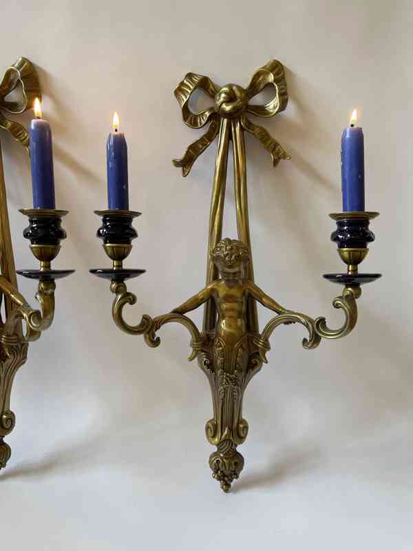 Mosazné figurální párové nástěnné svícny - foto 2