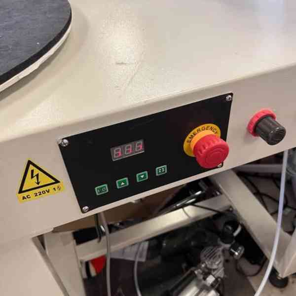 Ovinovací stroj pro balení velkých balíků DBC800S-800SDY  - foto 4