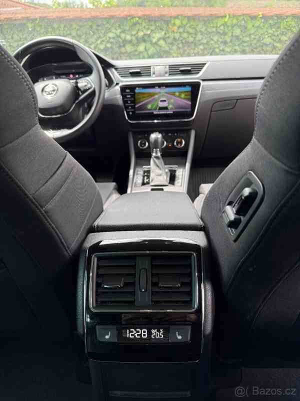 Škoda Superb 1,4   STYLE, servisní kniha - foto 7