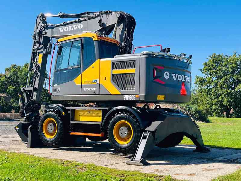 Kolové rypadlo Volvo EW160E (Možnost leasingu) - foto 3