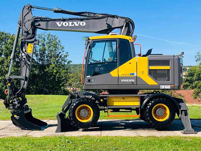 Kolové rypadlo Volvo EW160E (Možnost leasingu) - foto 2