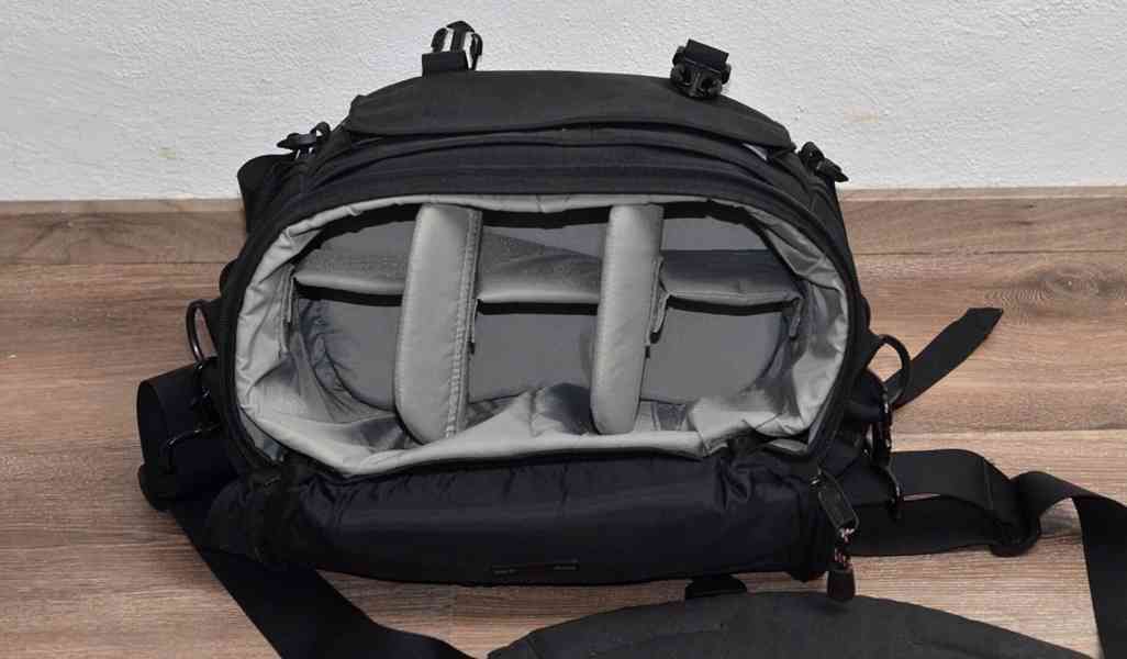 foto-brašna: Lowepro Stealth Reporter 300 AW - foto 3