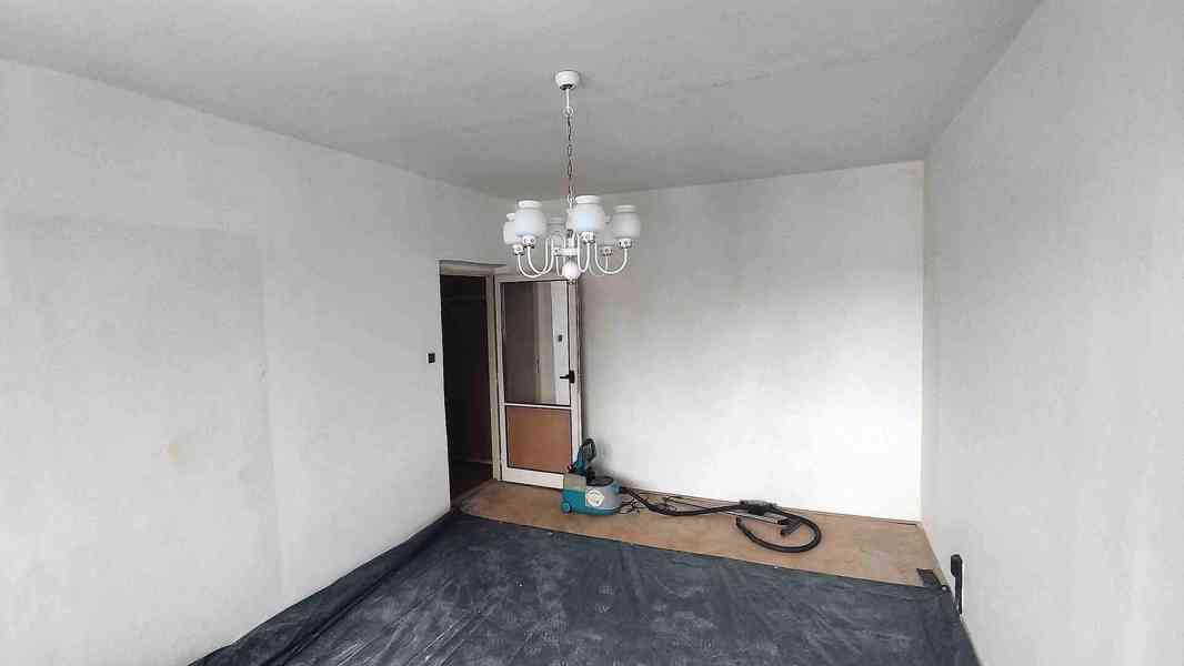 Prodej bytu 2+1 Opava, M. Horákové - foto 9