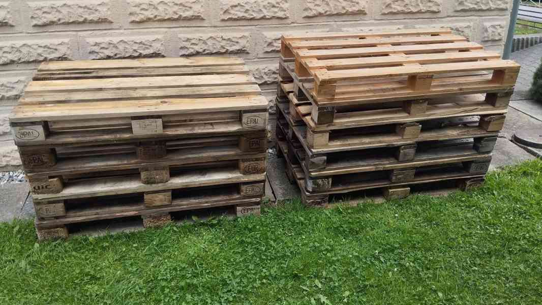 11ks PALET , DŘEVĚNÉ PALETY - Lučina u Žerm.přehrady - foto 13