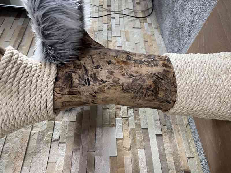 Škrabadlo pro velké kočky  - foto 3