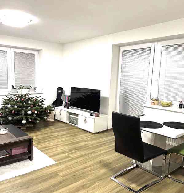 Pronajmu novostavbu 2+kk Slavkov u Brna. 62 m2 - foto 3