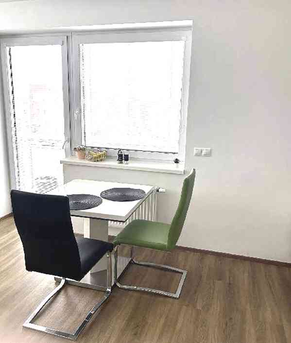 Pronajmu novostavbu 2+kk Slavkov u Brna. 62 m2 - foto 5