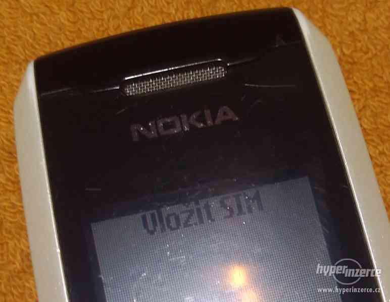 Nokia 2310 - nenajíždí SIM!!! - foto 3