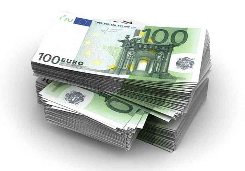 Nabídka půjčky: Investice od 5 000 do 79 000 000 EUR 