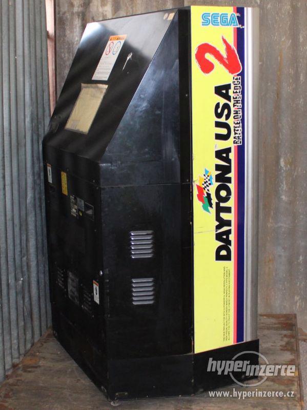 Zábavní herní hrací automat Sega Daytona USA 2 DX - foto 2