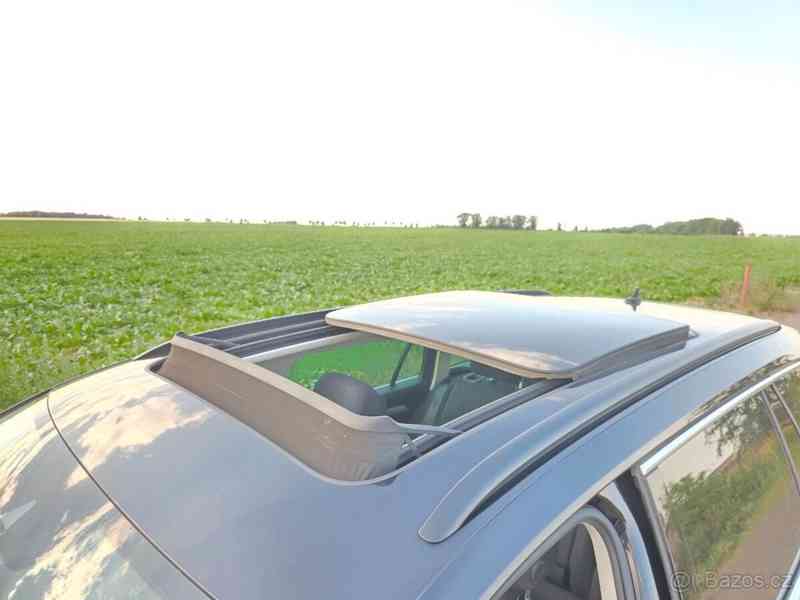Volkswagen Passat 2,0   TDi, DSG, panorama, tažné - foto 8