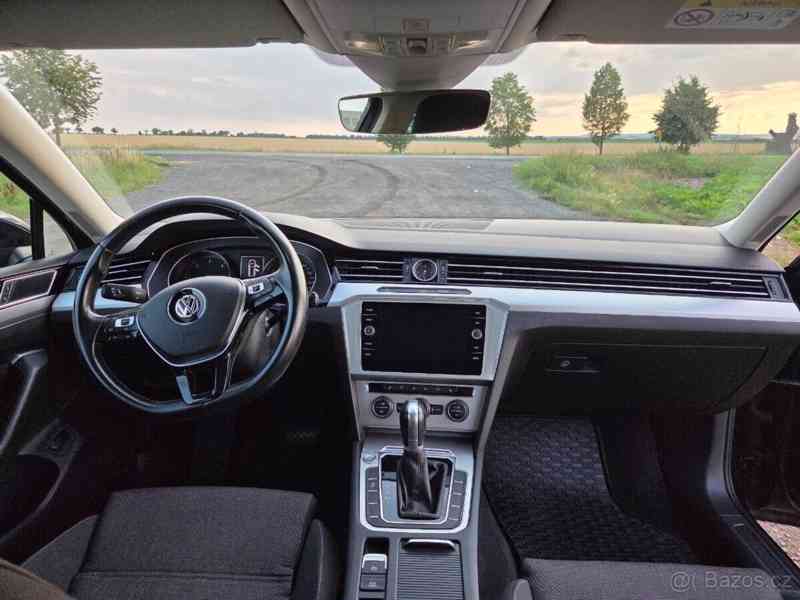 Volkswagen Passat 2,0   TDi, DSG, panorama, tažné - foto 7