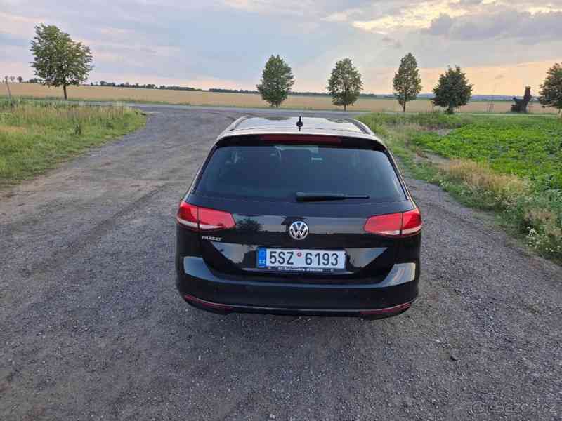 Volkswagen Passat 2,0   TDi, DSG, panorama, tažné - foto 9
