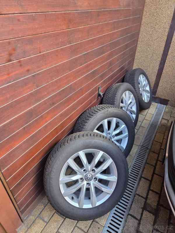 Volkswagen Passat 2,0   TDi, DSG, panorama, tažné - foto 12