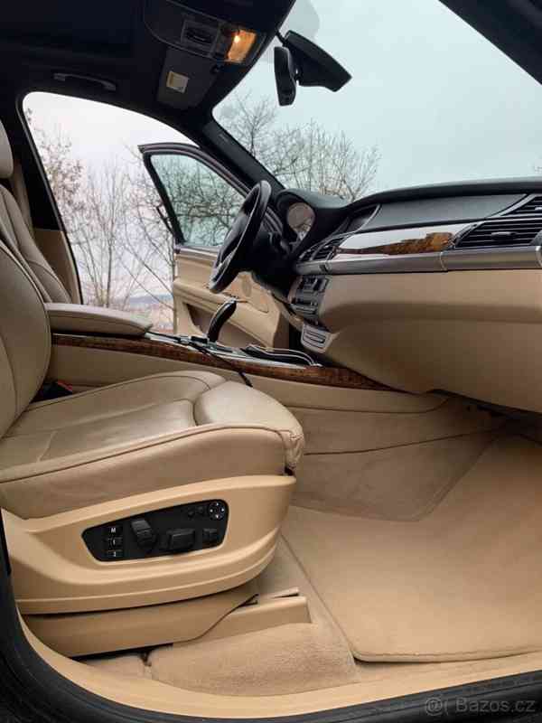 BMW X5 4.8	 - foto 11