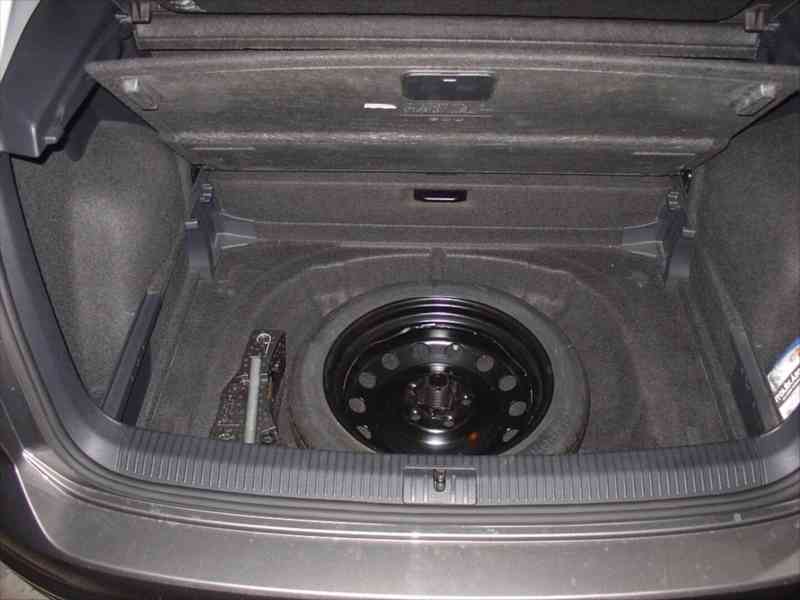 Volkswagen Golf Sportsvan 1,6   TDI - foto 15