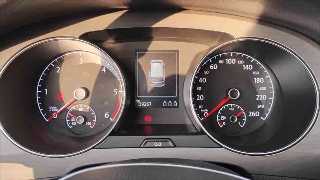 Volkswagen Golf Sportsvan 1,6   TDI - foto 3