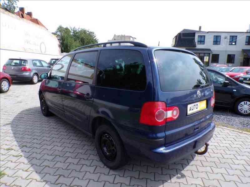 Volkswagen Sharan 1,9 TDI TAŽNÉ ZAŘÍ,7.MÍST - foto 3