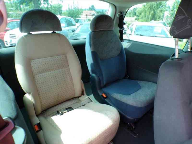 Volkswagen Sharan 1,9 TDI TAŽNÉ ZAŘÍ,7.MÍST - foto 11