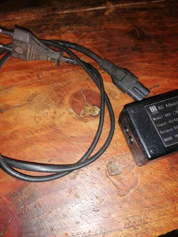 Zdroj - adapter 9V. 2A - foto 2