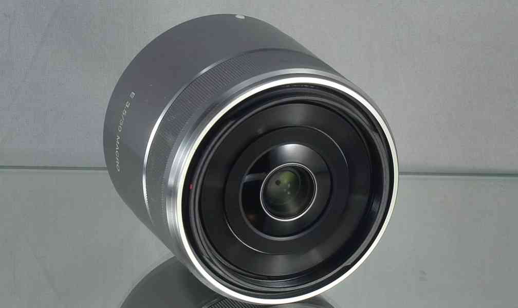 Sony E 30mm f/3,5 MACRO **Macro 1:1*E mount* - foto 3