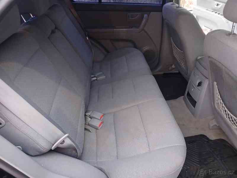 Kia Sorento 2,5   103kw - foto 12