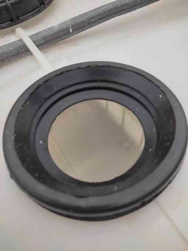 Těsnění, manžeta pro potrubí KG DN100/110mm PROSTĚJOV - foto 14