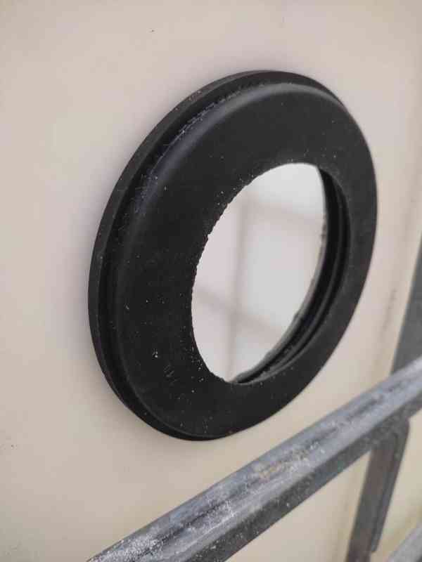 Těsnění, manžeta pro potrubí KG DN100/110mm PROSTĚJOV - foto 19