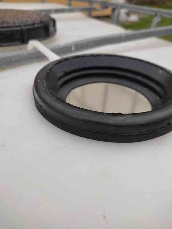 Těsnění, manžeta pro potrubí KG DN100/110mm PROSTĚJOV - foto 12