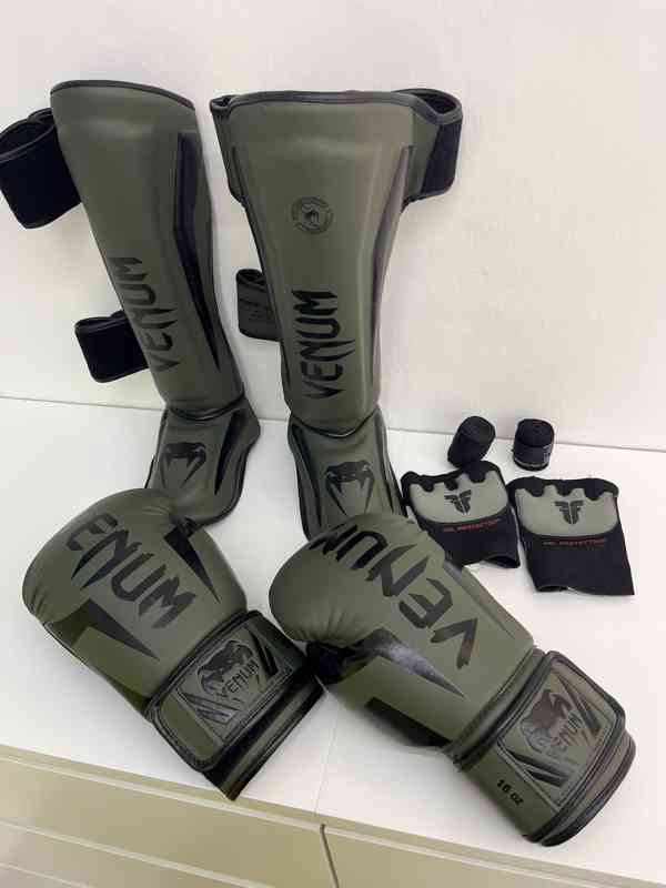 Venum Elite Boxerské Rukavice + Chrániče holení  - foto 6